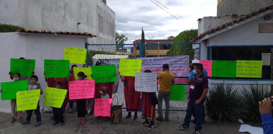 Protestan Triquis en Oaxaca, por el desalojo de sus compañeros en la CDMX