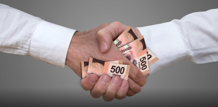 Corrupción y privilegios: Carlos R. Aguilar Jiménez