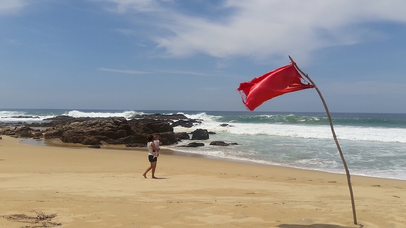 Prevé CEPCO sobre Mar de fondo en la línea costera de Oaxaca