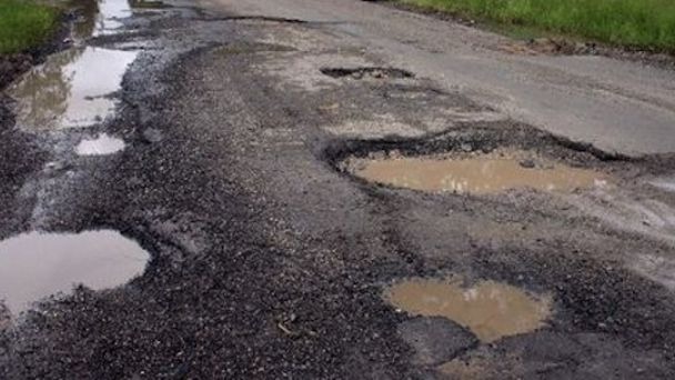 Buscarían en Congreso exhortar al Gobierno del Estado a rehabilitar carreteras