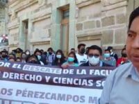 Se deslinda exdirector de la Facultad de Derecho de la UABJO de señalamientos en su contra   Se lanza contra exrector Abraham Martínez Alavez