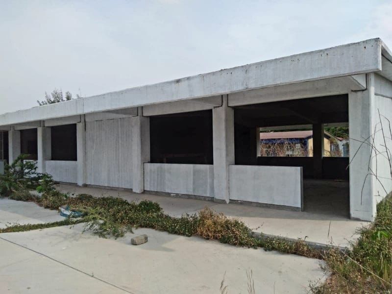 Exigen la conclusión de los trabajos de reconstrucción en el CBTIS de Juchitán