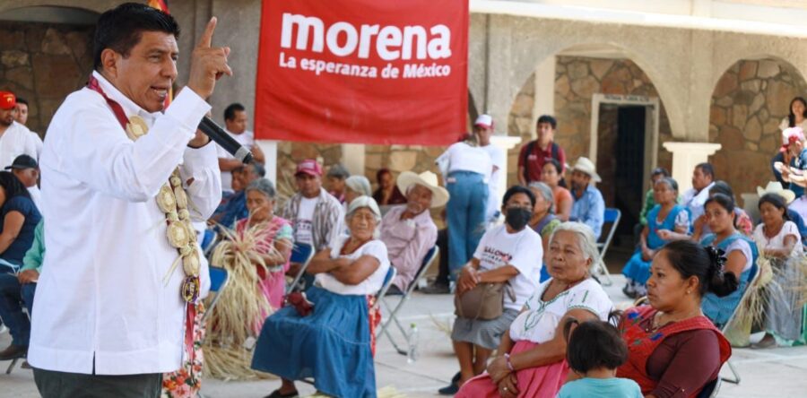 Voy a los municipios para hablarle de frente al pueblo, para escucharlo y asumir el compromiso de gobernar obedeciendo: Salomón Jara
