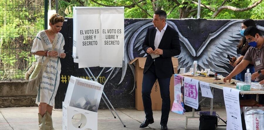 Reporta Alejandro Murat jornada electoral pacífica en Oaxaca