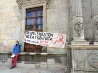 Estudiantes de la UABJO protestaron por irregularidades en la Facultad de Derecho