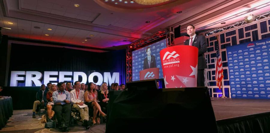 México desnudó al lobby cubano que quiere la Casa Blanca en 2024: Carlos Ramírez