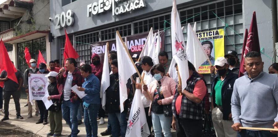 Se movilizan las organizaciones sociales que conforman la Red Estatal de Víctimas de Oaxaca “Tomás Martínez”
