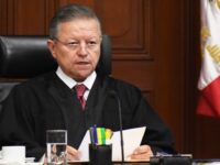 Arturo Zaldívar presenta iniciativa para ‘cortar de tajo’ el feminicidio