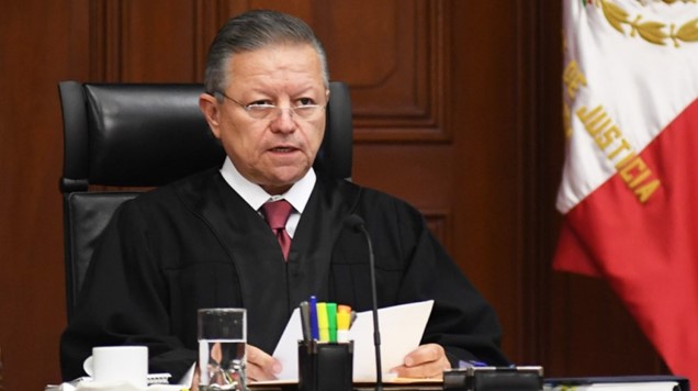 Arturo Zaldívar presenta iniciativa para ‘cortar de tajo’ el feminicidio