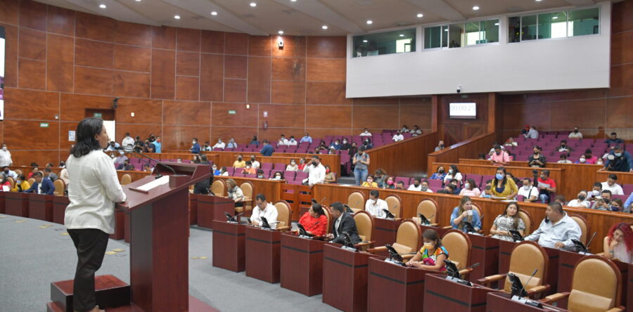 Cumplen diputados de Oaxaca con declaración patrimonial