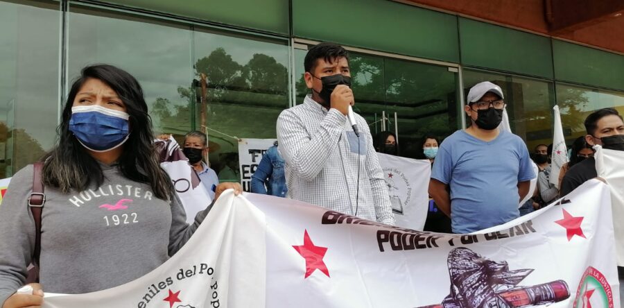 Con protesta en la UABJO, piden ponerle un alto a las cuotas que están cobrando en las facultades