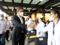 Arranca Alejandro Murat Campaña de Inmunización a niñas y niños de 5 a 11 años de edad contra el COVID-19