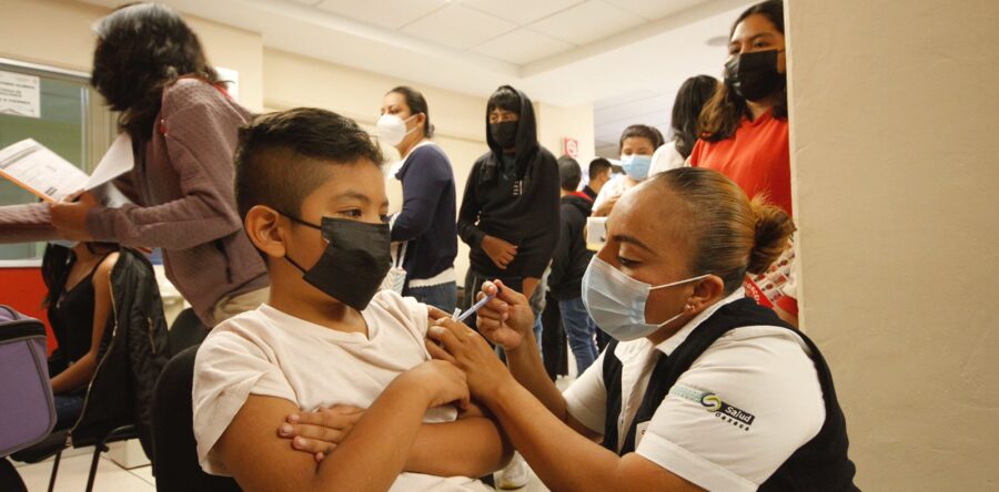 Inició la vacunación para menores de 5 a 11 años en Oaxaca