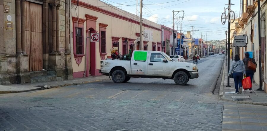 Continúa el bloqueó en J.P García por trabajadores de Vectores