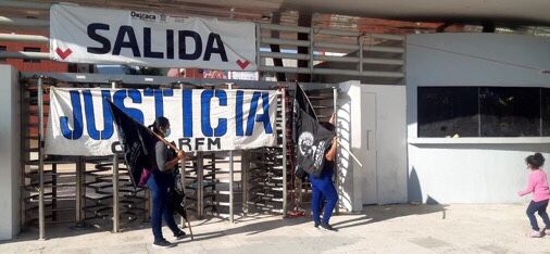 CIPO-RFM con un bloqueo en Ciudad Administrativa piden atención a sus demandas