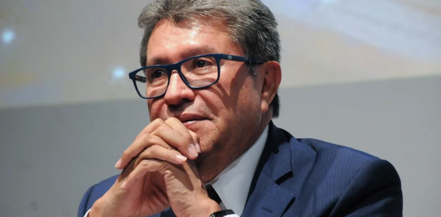 No me sumo al clima de linchamiento de Peña Nieto: Monreal