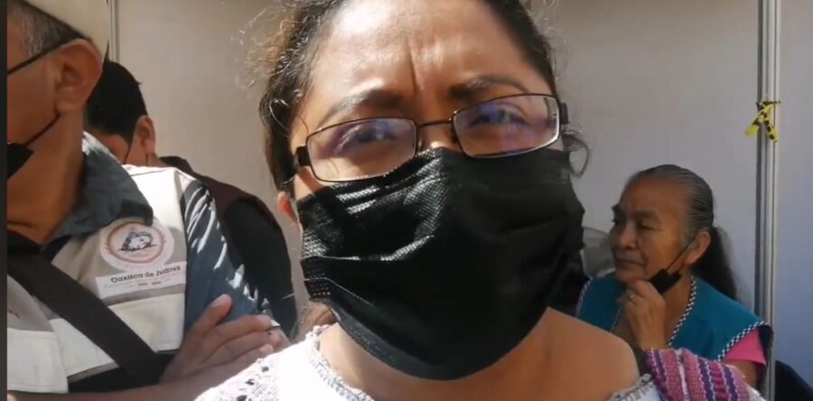 Convoca el Ayuntamiento de Oaxaca de Juárez a los artesanos del Jardín Labastida al diálogo.