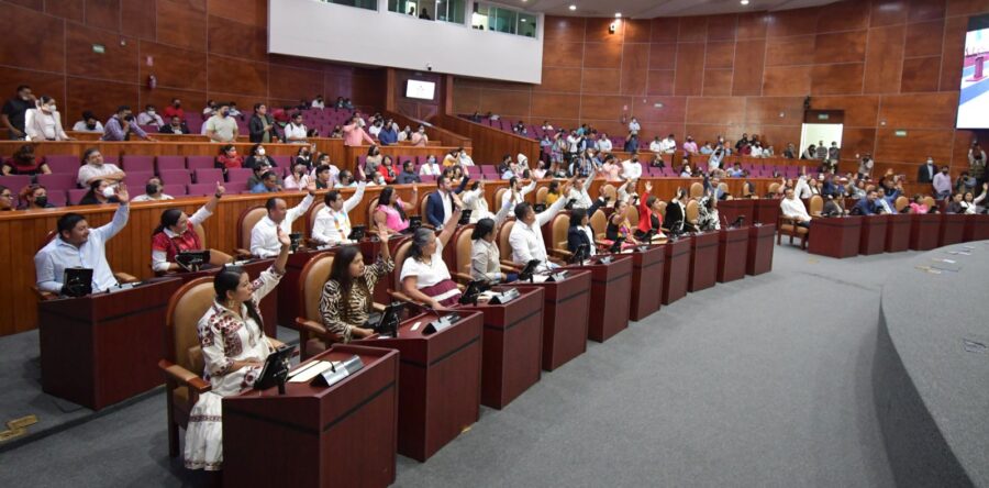 Legisla Congreso para garantizar paridad de género en Oaxaca