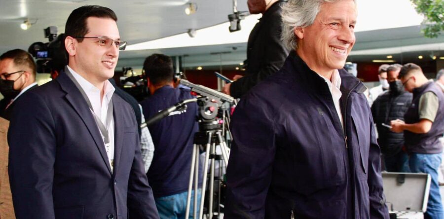 La oposición se estancó en 1994, hoy con su Señor X. y su elitismo: Carlos Ramírez