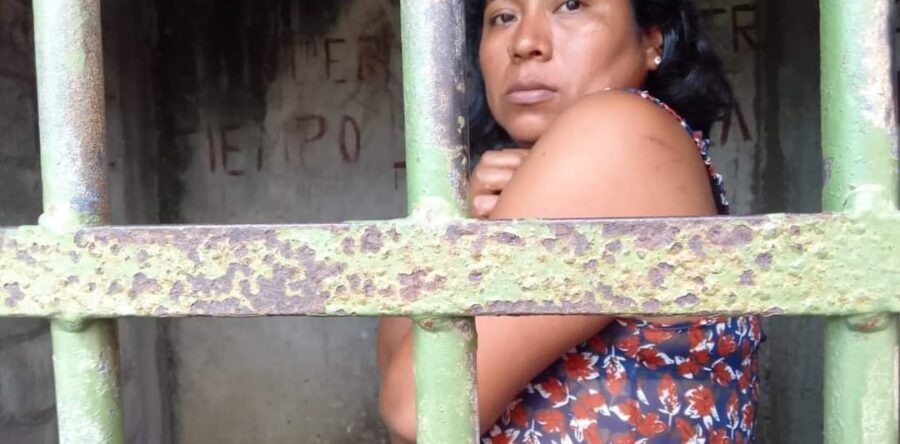 Encarcelan a mujer que contendía a la regiduría de educación en Yaveo