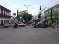 Protestan pobladores de Xochiltepec en el INPI