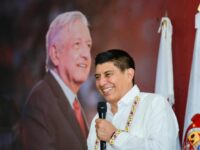 Convoca gobernador electo a magisterio a trabajar juntos por la educación en Oaxaca