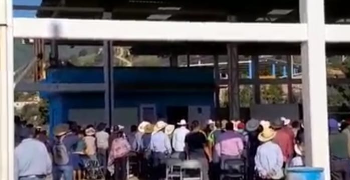 Retienen a edil de la Cuenca del Papalopan por usurpación de funciones y malversación de recursos