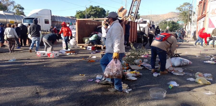 Logran vecinos del Barrio de la Noria acuerdos favorables con el Ayuntamiento
