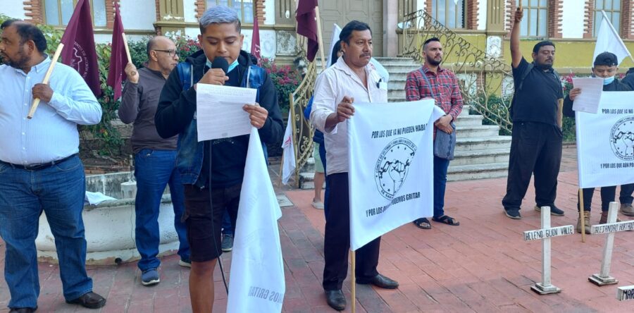 Con una protesta en la FGEO exigen justicia para víctimas de San Mateo del Mar