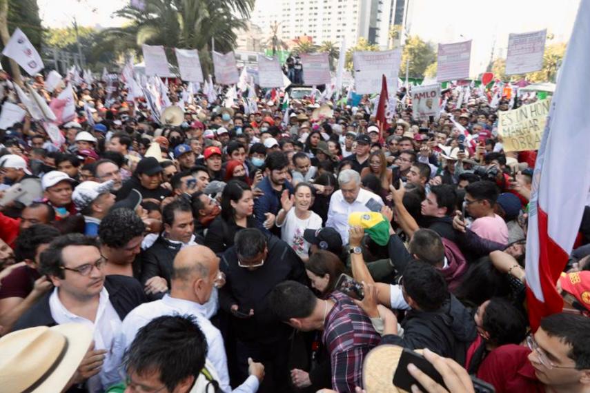 Más allá del zócalo y del INE: estamos hablando del poder | Carlos Ramírez