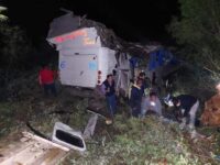 3 fallecidos y 36 lesionados es el saldo del accidente en Ixtlán