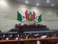 Buscan regreso del defensor de derechos humanos Raúl Gatica a Oaxaca; fue exiliado desde el 2005 en Vancouver Canadá