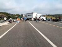 Damnificados por fuga de amoníaco bloquearon a la altura de Palomares