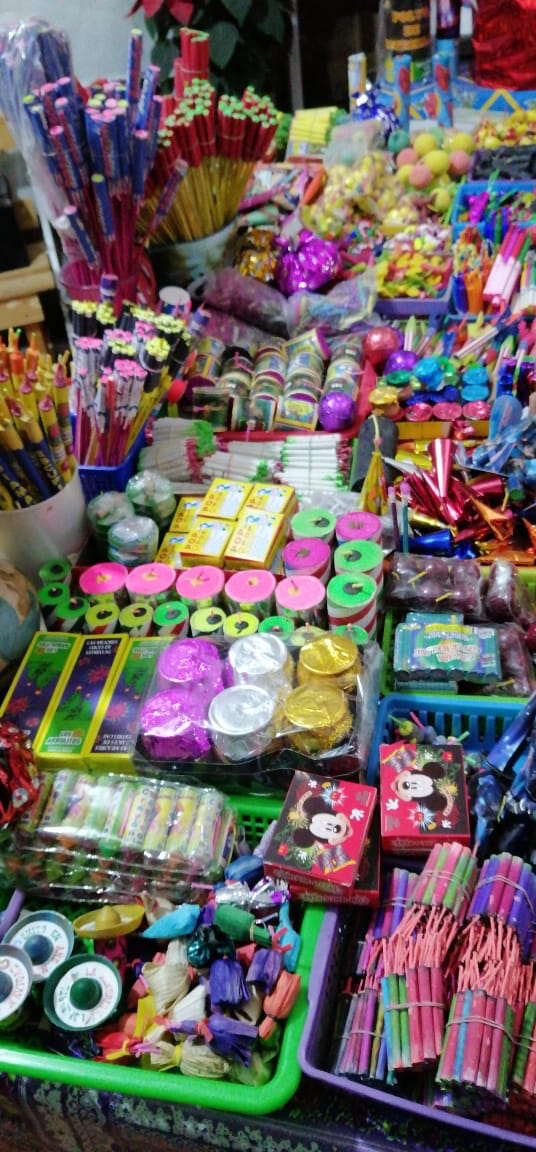 Continúa la venta de pirotecnia de manera ilegal en Oaxaca de Juárez