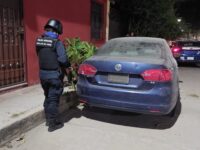 Policía de Santa Lucía asegura vehículo con reporte de robo