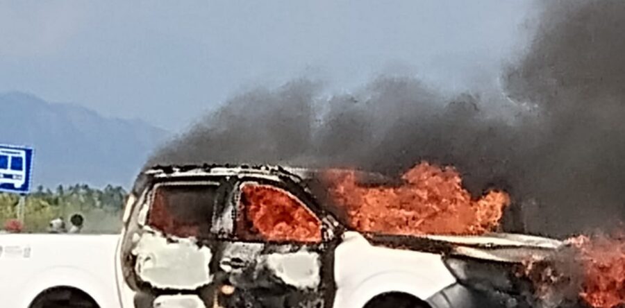 Balazos, quema de vehículos y la retención de turistas en bloqueos | Alfredo Martínez de Aguilar