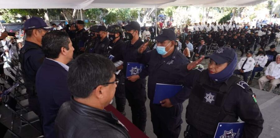 Ayuntamiento capitalino celebra el día del policía