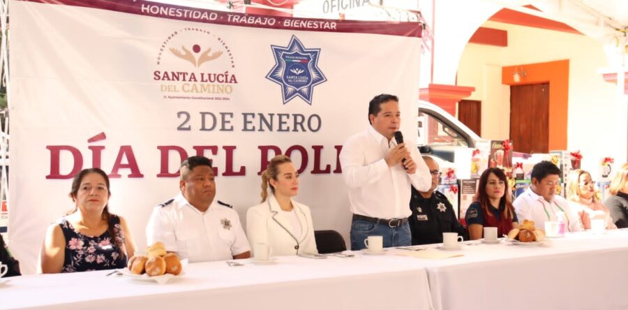 Anuncia García Márquez incremento del 12% al salario de los policías de Santa Lucía del Camino