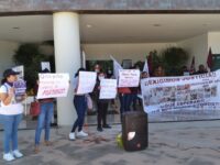 Protestan víctimas y familiares de la masacre de San Mateo del Mar