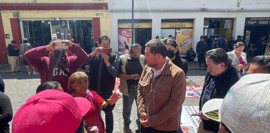 Atiende Secretaría de Gobierno a grupo de mujeres triquis de San Juan Copala
