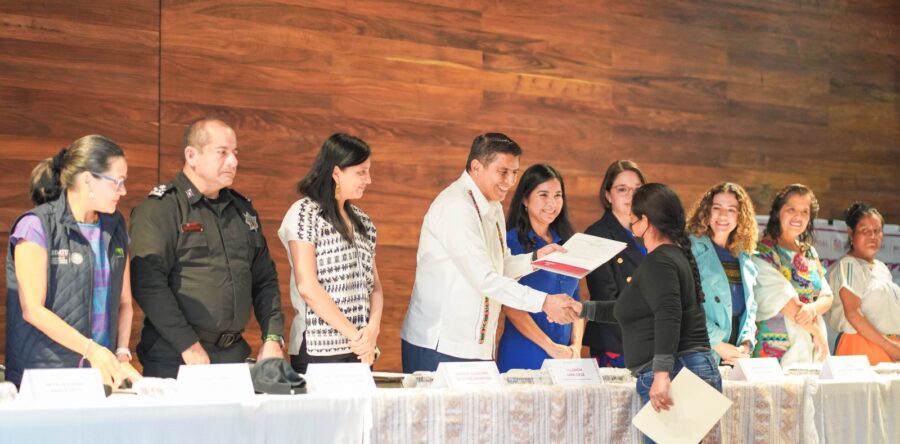 Seguridad y certeza jurídica territorial para respaldar a mujeres oaxaqueñas: Salomón Jara