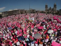 Una marcha que sí se ve | Joel Hernández Santiago
