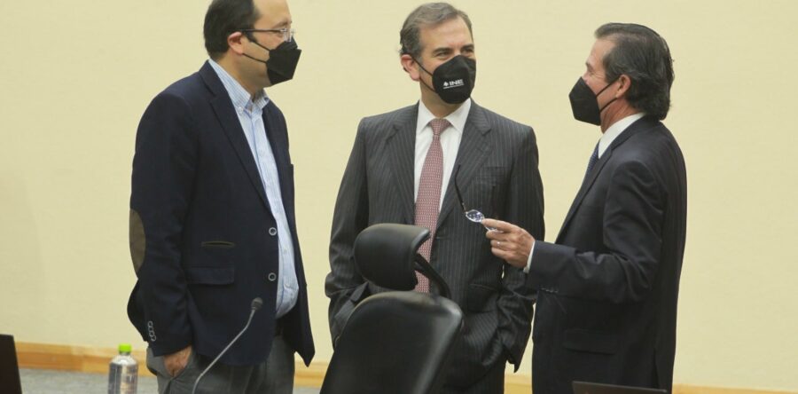 Crisis de la transición 1977-2000 3.- Democracia alemanista: PRI e INE | Carlos Ramírez