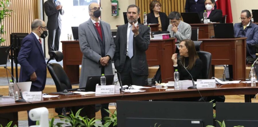 Crisis de sistema/régimen/Estado o el INE con técnicas chavistas | Carlos Ramírez