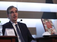 Woldenberg e INE se agandallan el mitin y desplazan a Claudio X. | Carlos Ramírez