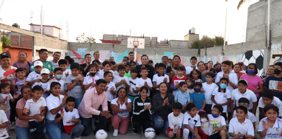 Juan Carlos García Márquez le apuesta al deporte para el sano esparcimiento de niñas y niños de Santa Lucía del Camino