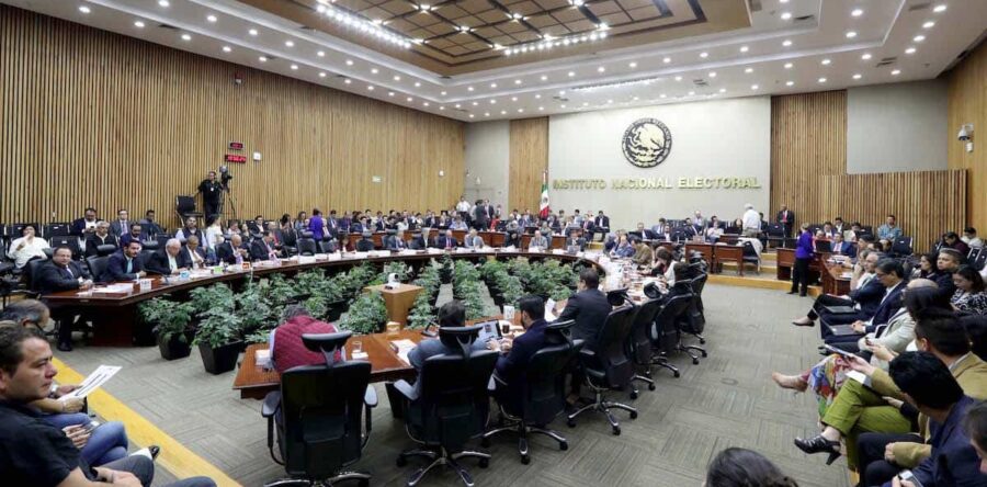 INE: disputa por el poder 3.- España: una transición | Carlos Ramírez