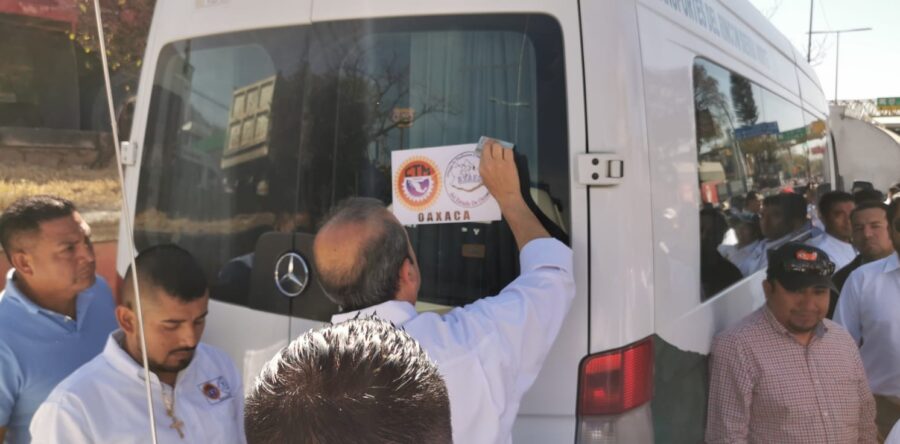 Transportistas de la CATEM se afilian a la CTM Oaxaca