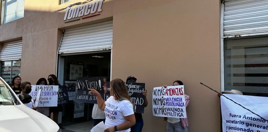 Denuncian acoso y despido injustificado en el FONACOT