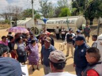 Piperos cierran la carretera Oaxaca-Puerto Ángel